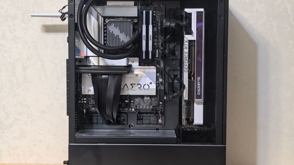 PC SSD 교체 후 부팅이 느려졌다면, 새로 설치보다 먼저 확인할 윈도우 설정과 케이블 문제 PC SSD 교체 후 부팅이 느려졌다면, 새로 설치보다 먼저 확인할 윈도우 설정과 케이블 문제