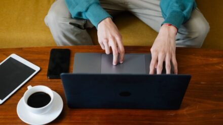 무선 공유기, 속도는 1Gbps인데 왜 느릴까? WAN 설정과 요금제 확인 순서