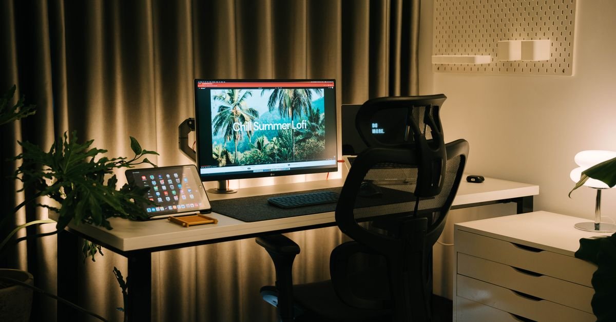BenQ 모니터 사용자라면, 어떤 스크린바 구성을 고르면 좋을까?